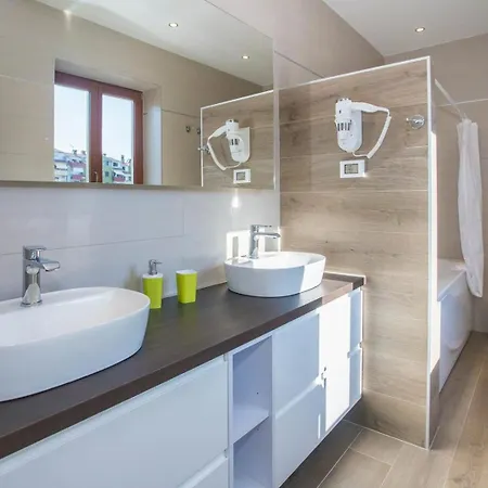 Three Bedroom Milohanic Iv