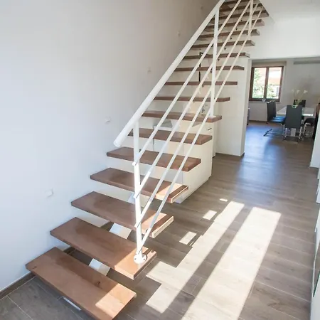 Apartment Three Bedroom Milohanic Iv Porec