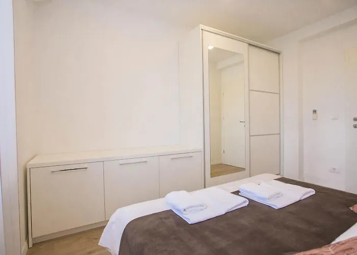 Three Bedroom Milohanic Iv * Porec