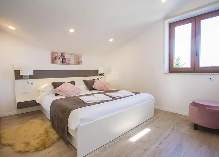 Three Bedroom Milohanic Iv