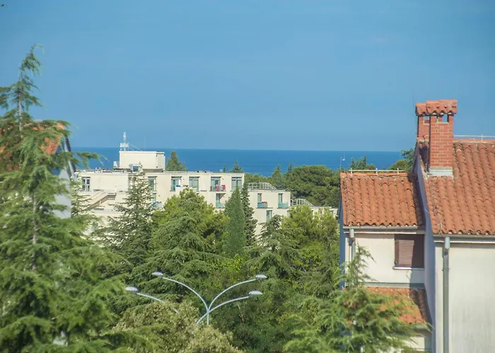 아파트 Three Bedroom Milohanic Iv